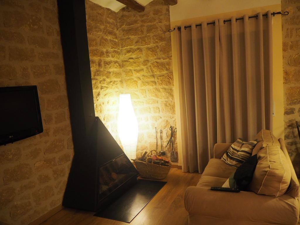 El Vilosell Vilosell Wine Hotel מראה חיצוני תמונה